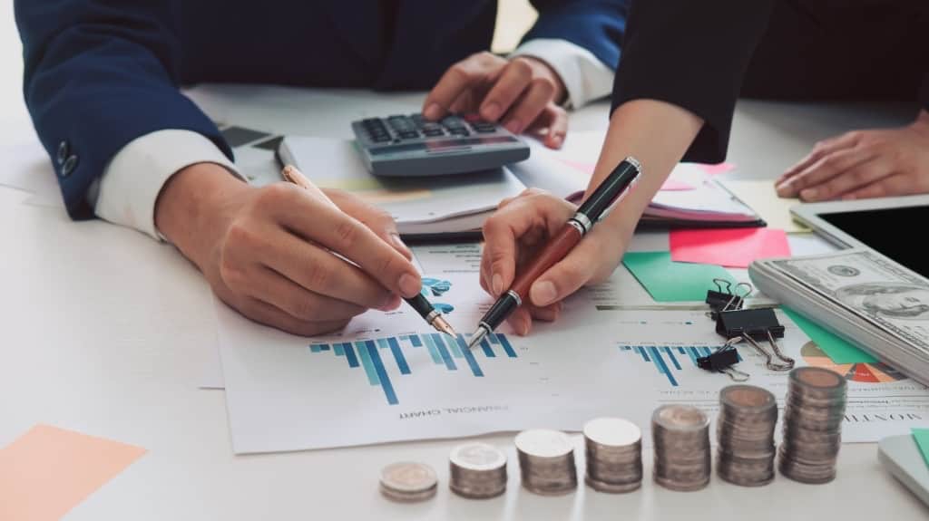Google Ads günlük bütçe planlaması: 10$ ve 20$ sorularına pratik cevap rehberi